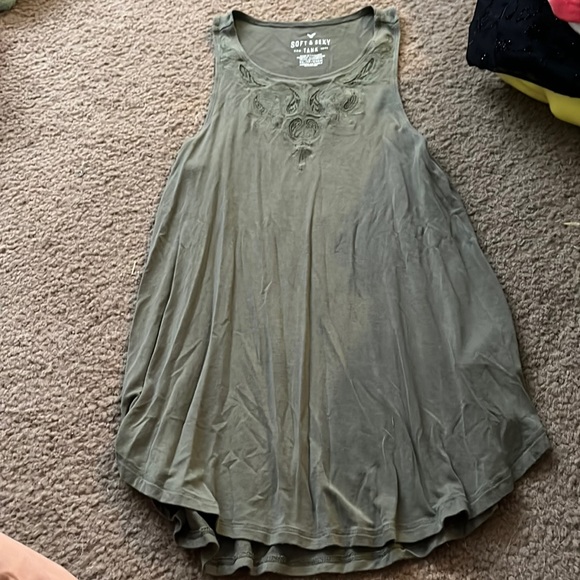 Tank top - Picture 1 of 1